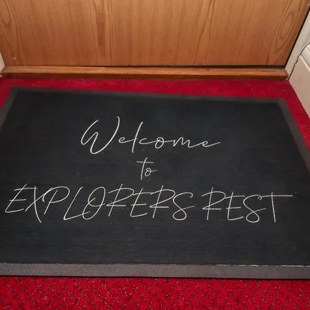 Explorers Rest * ウィットビー